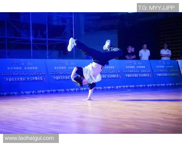 深圳街舞队与上海街舞队赛后战术分析与复盘探讨 深圳街舞队与上海街舞队赛后战术分析与复盘探讨